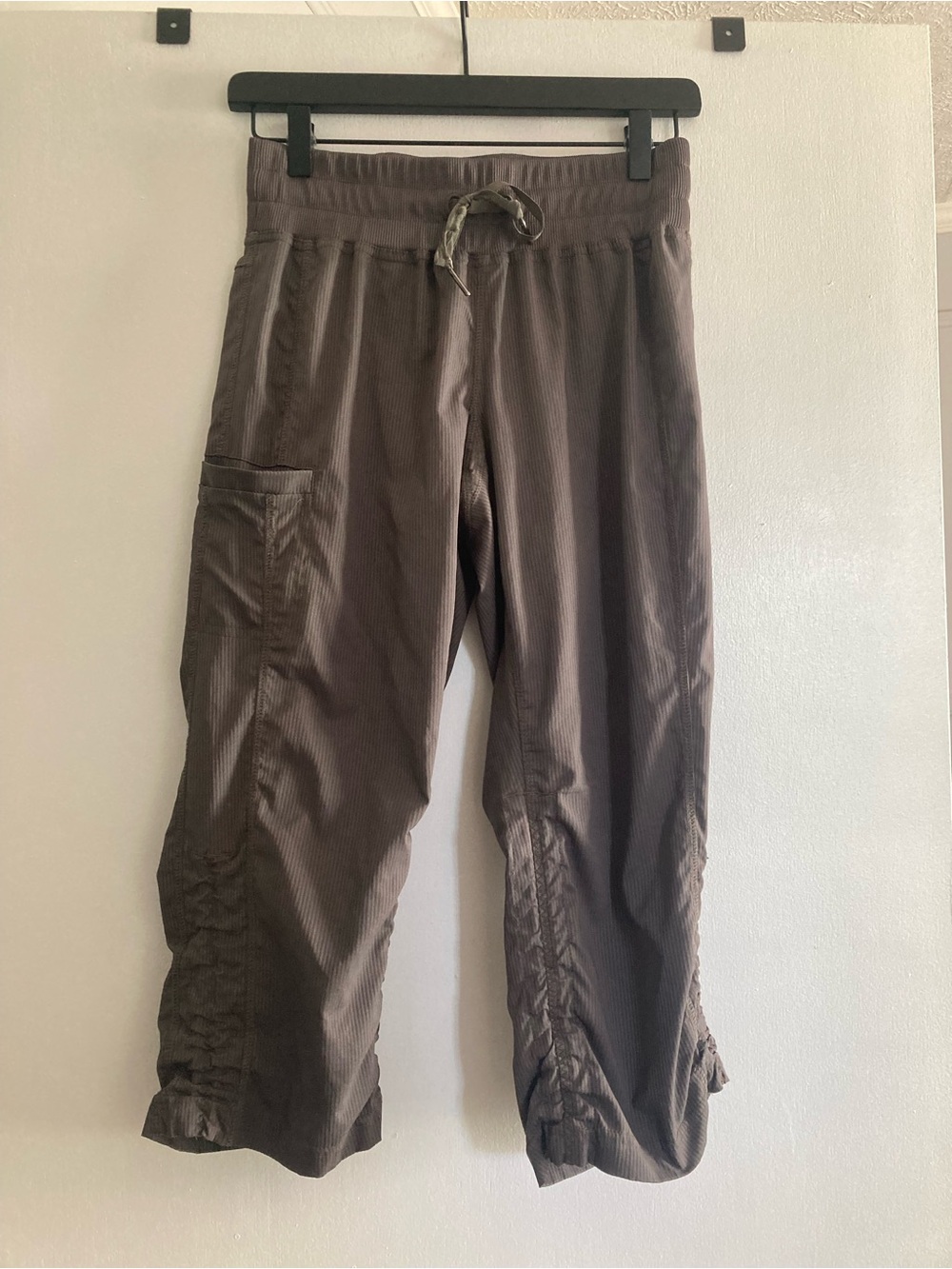 Kyodan stretch athletic capris
